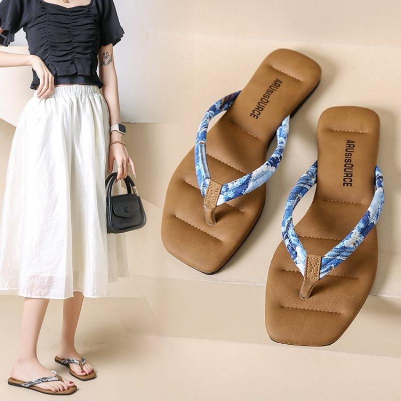 Large size flip-flops women's flat-bottomed flip-flops women's TEUM slippers