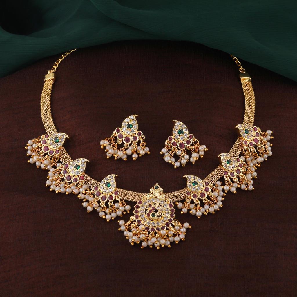 Wunderschönes Estele Designer-Halskettenset mit vergoldeten Zirkonia und Perlen für Damen