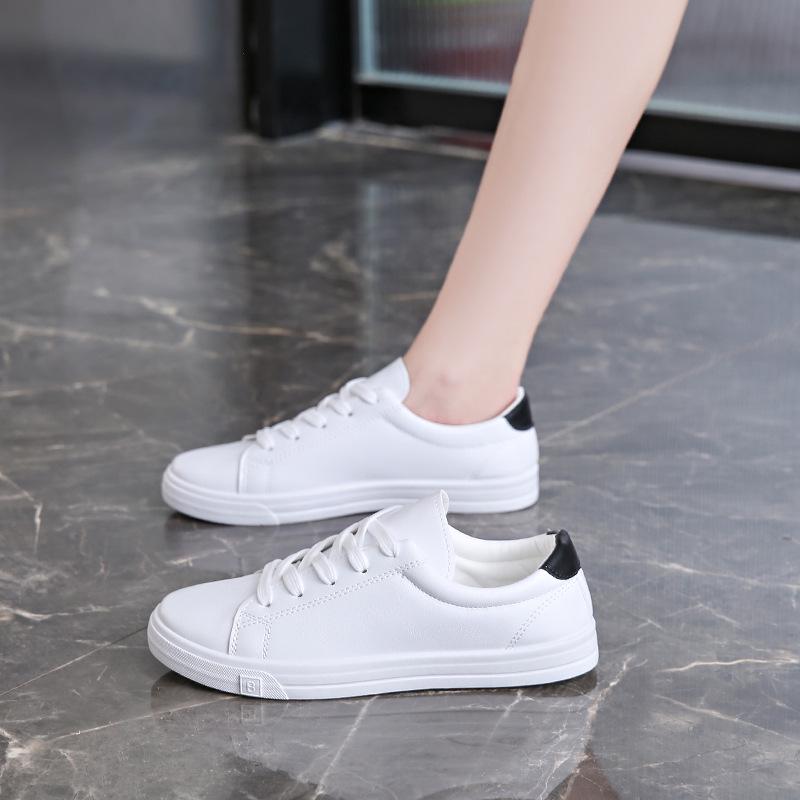2024 Women's Korean Style Casual White Running Shoes - Autumn/Winter Trendy Flat Sole