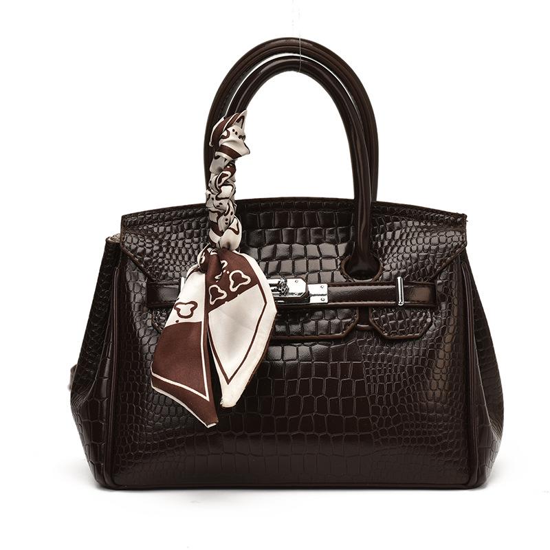 2026 Summer Crocodile Pattern Retro Platinum Bag: Women's Single Shoulder and Crossbody Handbag