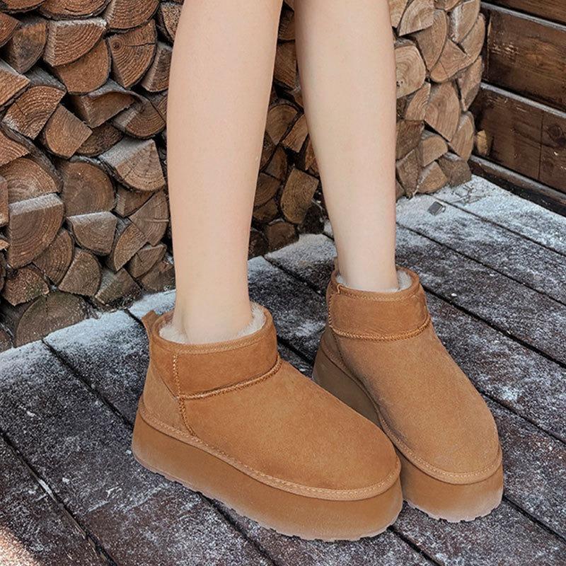 Sheepskin and fur integrated snow boots women's new rubber light foam non-slip lightweight versatile wool warm short boots