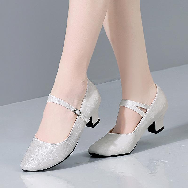 Latin Dance Shoes Lady Closed Toe Salsa Pumps Low Heels Sandals Ballroom Dancing Shoes for Women Zapatos Mujer