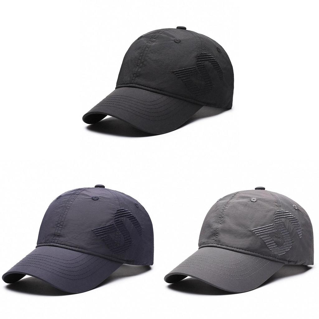 Klassische Baseballkappe mit Alphabet und Material für Sonnenschutz im Freien