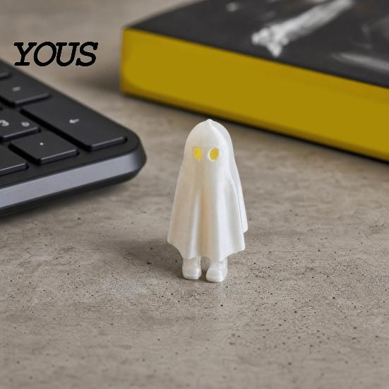 Spooky Ghost Ornament 3D Printed Halloween Figurine, Statue, Movable Joints Matte White Figure Fidget Toy, Desktop Decoration for Home Office,