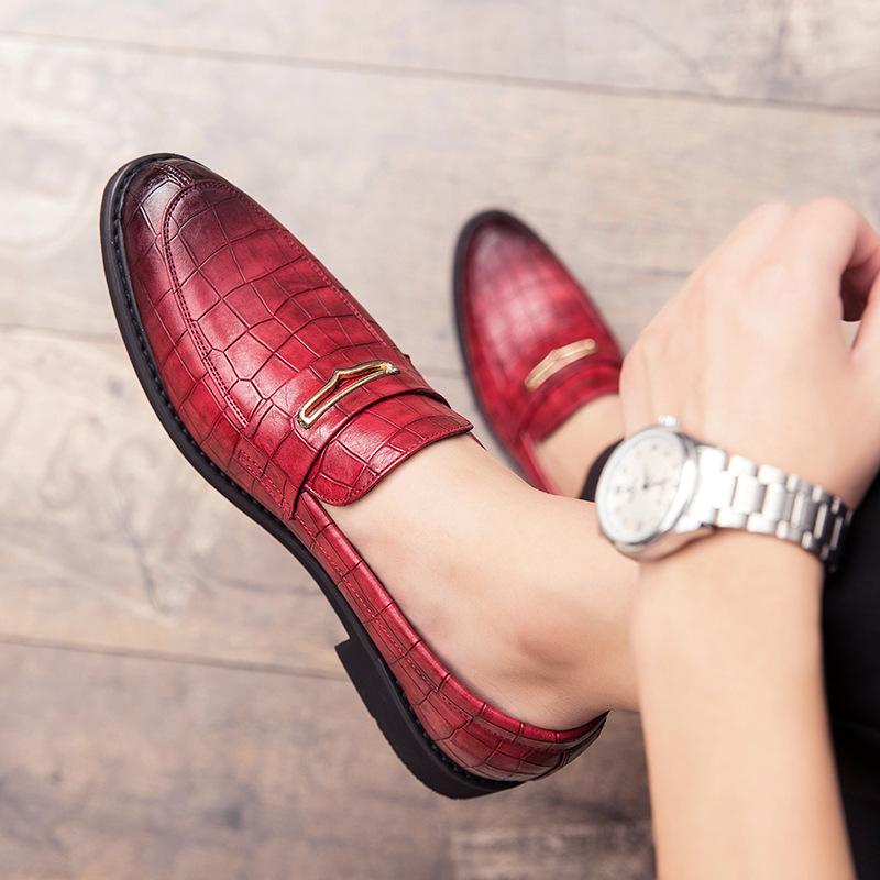 

Прямые продажи с фабрики повседневная кожаная обувь 2025 весна новая кожа крокодила рыбацкая кожа ленивые туфли на одной педали мужские стилист-парикмахер прилив 44