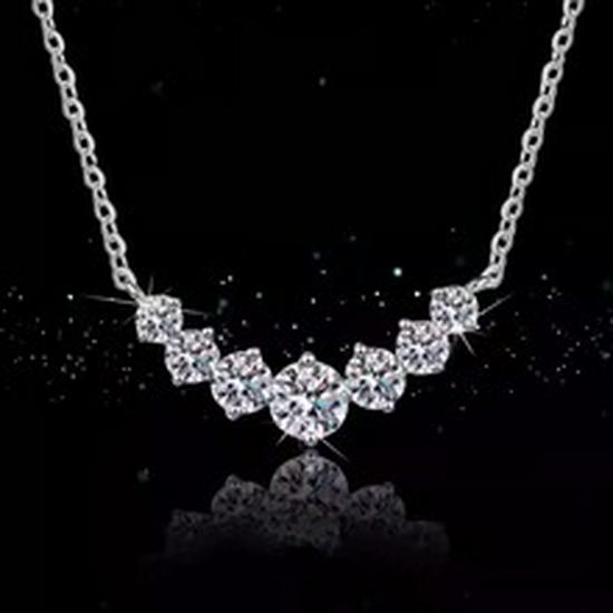 Elegant Women's Moissanite & Zirconium Silver Pendant Necklace - Shiny Choker Chain
