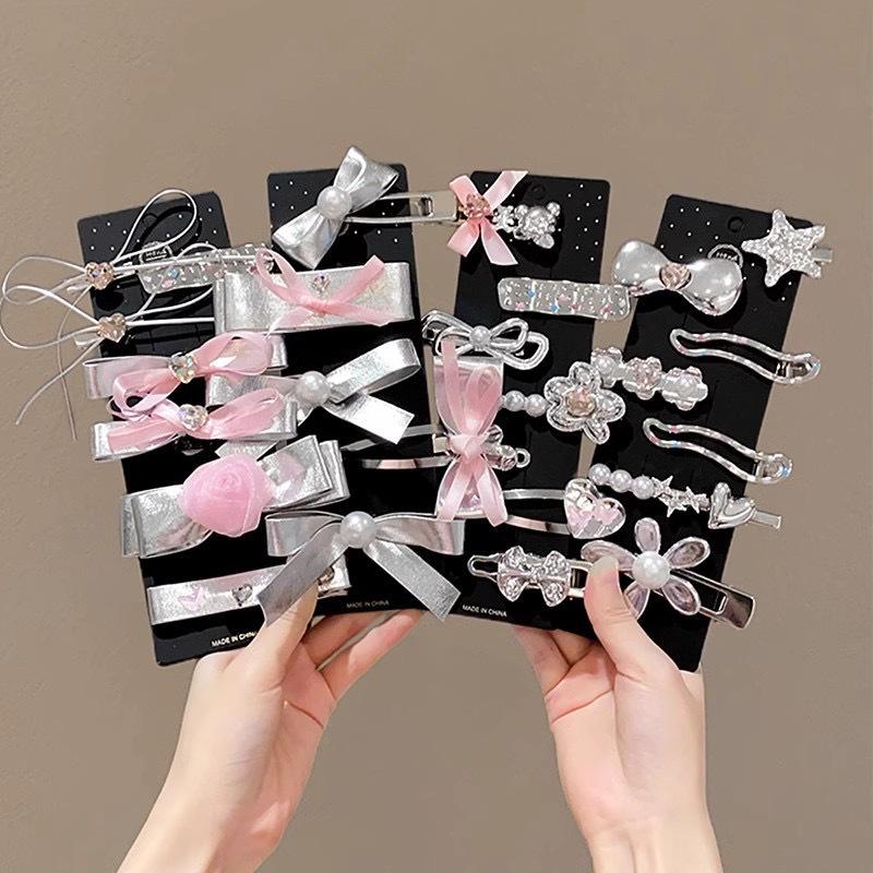 2024 Y2K Silver Leather Bow Hair Clip with Pink Heart Design