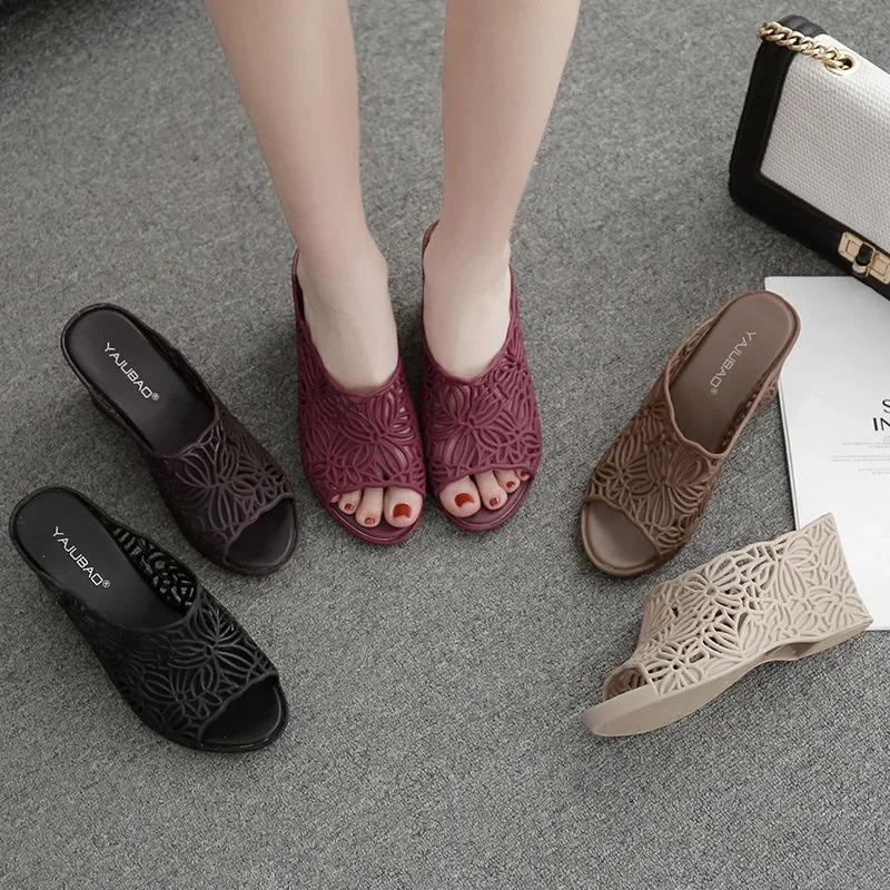 Vkwwhy High Heel Platform Hollow Jelly Slippers Women's Non Slip Plastic Wedge Sandals Fashion Outdoor Wear Thick Soles
