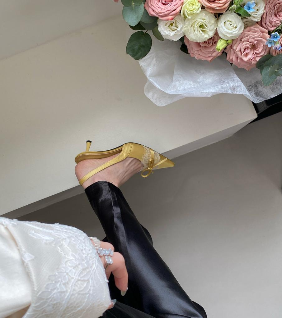 Back strap bag head high-heeled sandals women's 2025 new spring and summer French pointed head bow temperament stiletto shoes