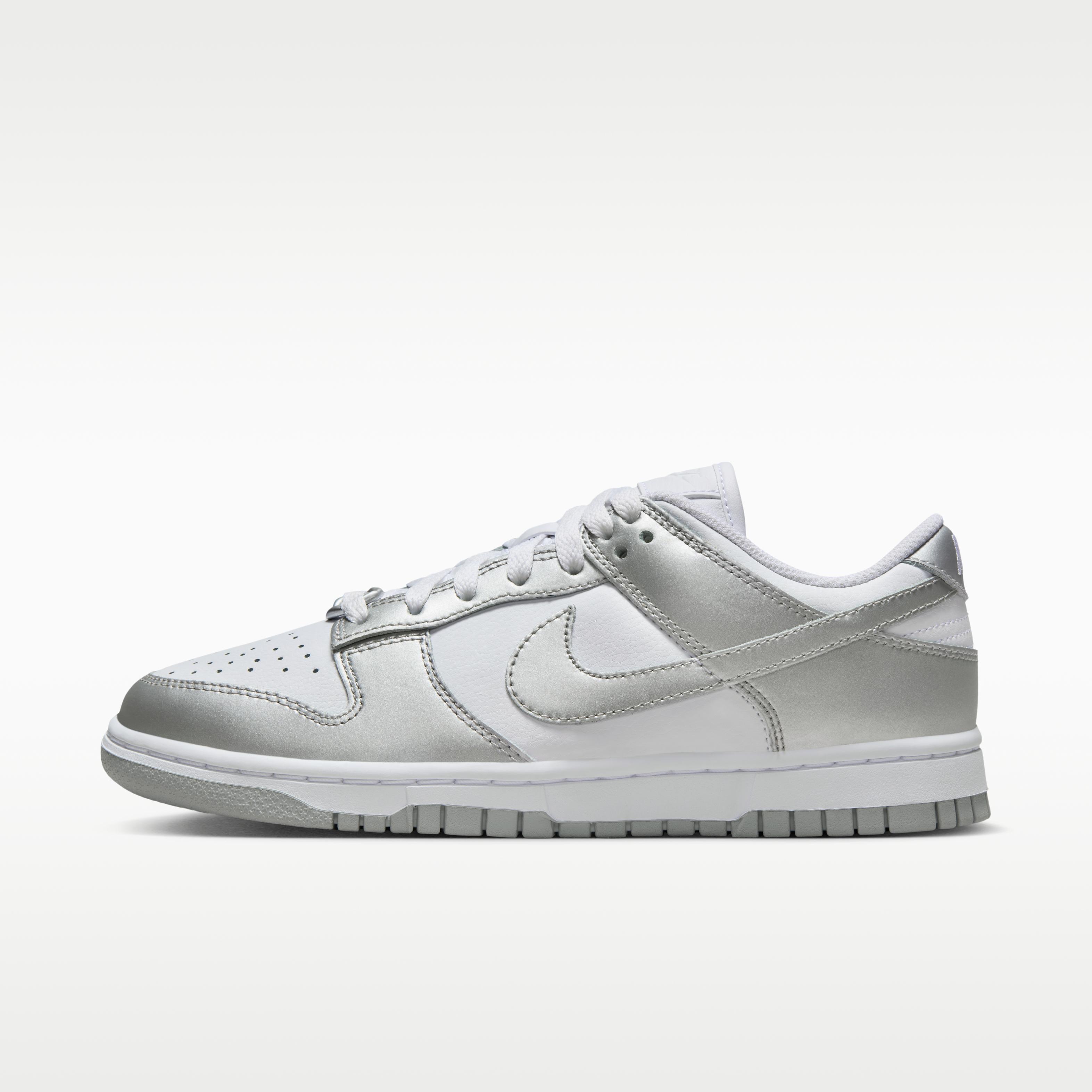 Nike Wmns Dunk Low  Metallic Silver  36