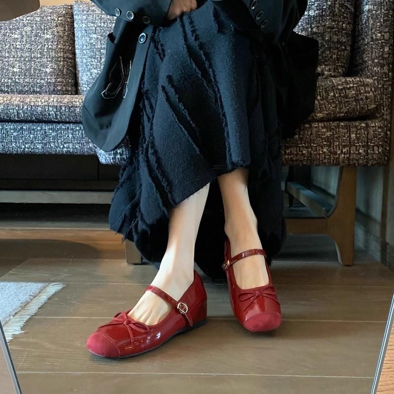 Sheepskin version! French beautiful Mary Jane shoes, red light mouth bow, one-word buckle belt inner height-increasing single shoes, wedding shoes