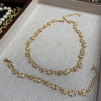Original Design Niche Retro Woven Gemstone Necklace Light Luxury High Sense Medieval Collarbone Chain