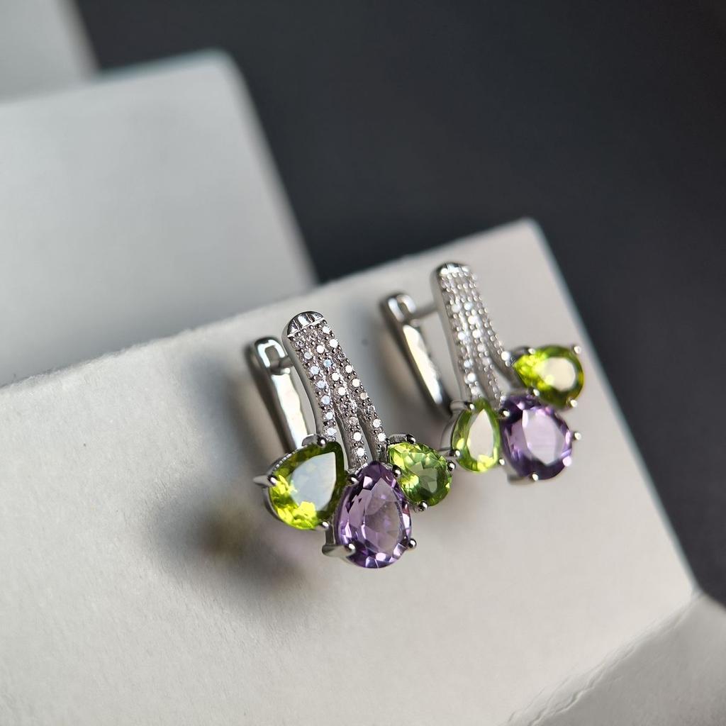 Silberne Ohrringe mit natürlichem Amethyst, Chrysolith (2183365)