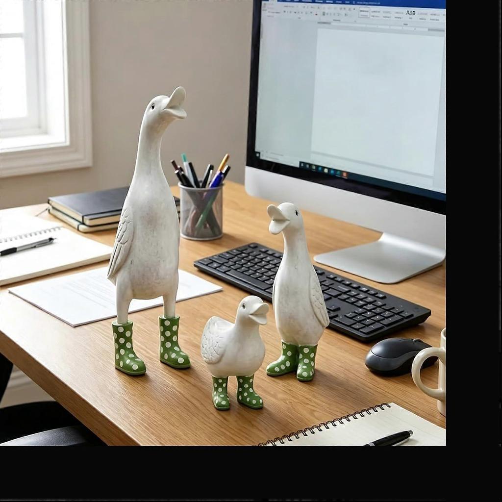 3-Piece Duck Family Statue Set, Hand-Painted Resin Ducks with Polka Dot Rain Boots, Whimsical Garden & Home Decor, Funny Animal Sculptures for Patio, 