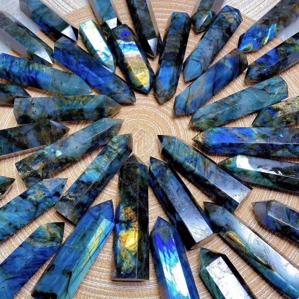 Colonna di Cristallo Esagonale di Labradorite Naturale