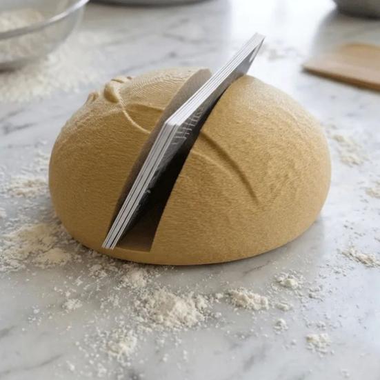 Sourdough Bread Business Card Holder Creative Mini Bread-Shaped Card Display Organizer for Bakery Cafe Pastry Shop Farmers Market Countertop Decor