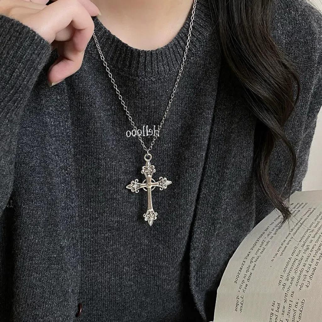 Colier Pandantiv Cruce Metalică Rășină Galbenă Transparentă Stil Retro Lanț Gât Pentru Femei Bărbați Cuplu