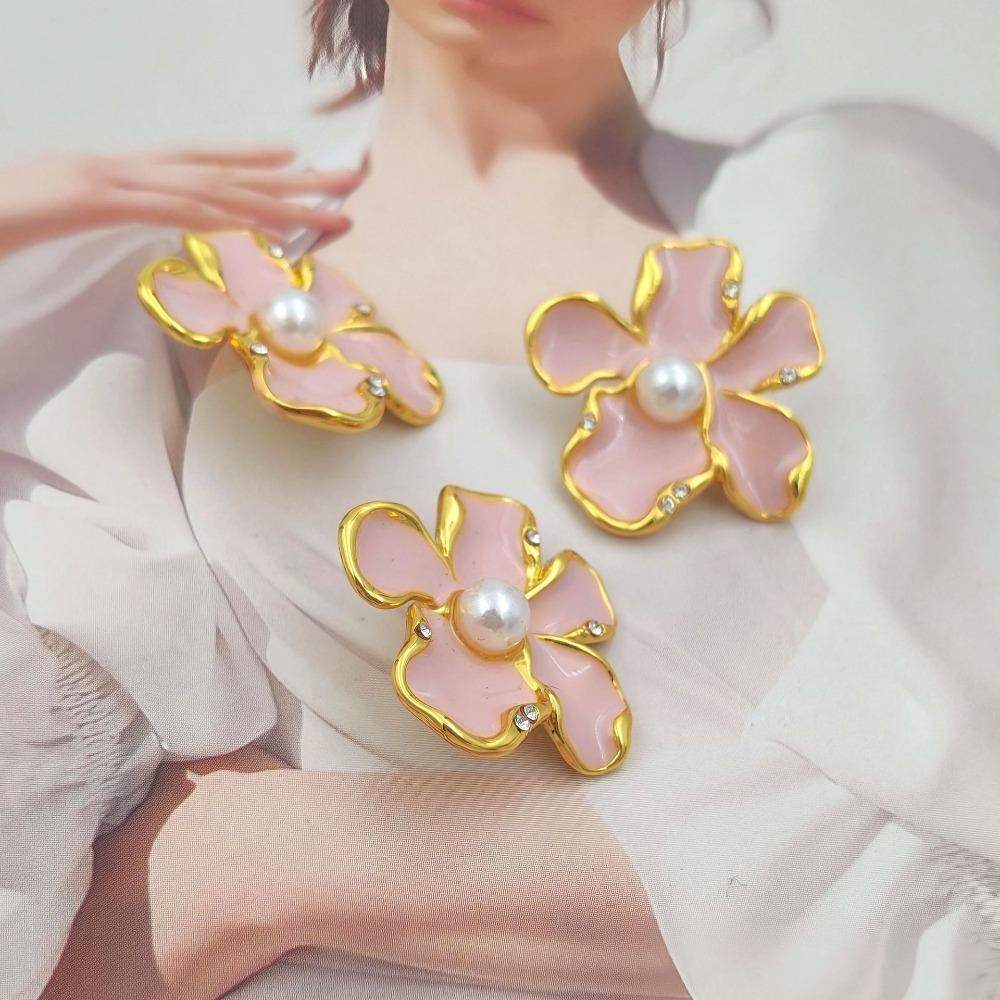 Beautiful Pink Floral Buttons 24mm/34mm Gold Color Metal Flower-shaped Shank Buttons for Women's Clothing