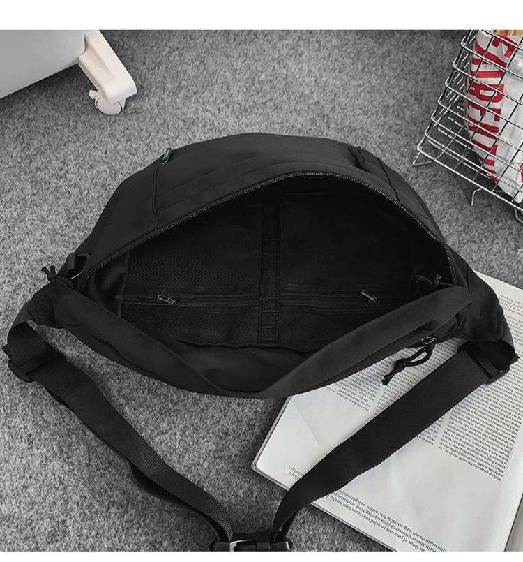 Large Capacity Unisex Chest & Crossbody Bag: Trendy Japanese Casual Style, Perfect for Workwear & Cycling.