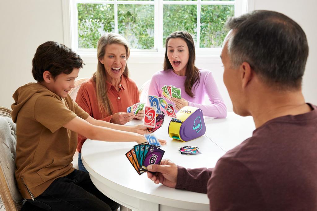 Mattel Games UNO Flip Attack Card Game – Kids & Adults Family Night, Combines UNO Flip & UNO Attack in One Game