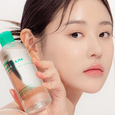 Cica 80% Hyaluronic Acid Toner 260mL