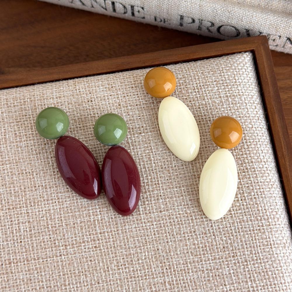 Trendy Temperament Geometric Contrasting Color Resin Drop Earrings for Women Winter Autumn Retro Stud Earrings Jewelry Accessory