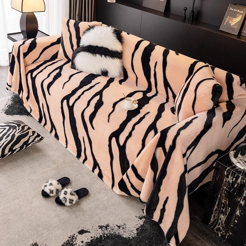 Plush Sofa Cover Autumn and Winter Zebra Pattern Light Luxury High-end Rabbit Velvet One-piece Anti-slip Full Cover Sofa Towel