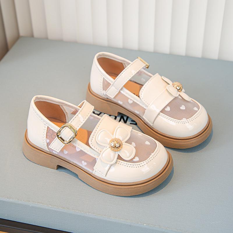 

Маленькие кожаные туфли для девочек 2025 весна-лето новая модная дышащая сетчатая детская обувь удобная зарубежная повседневная детская обувь 23-25 yards FCL shot 30 pairs