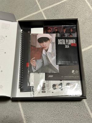[USED] ATEEZ Season's Greetings Sigri 2024