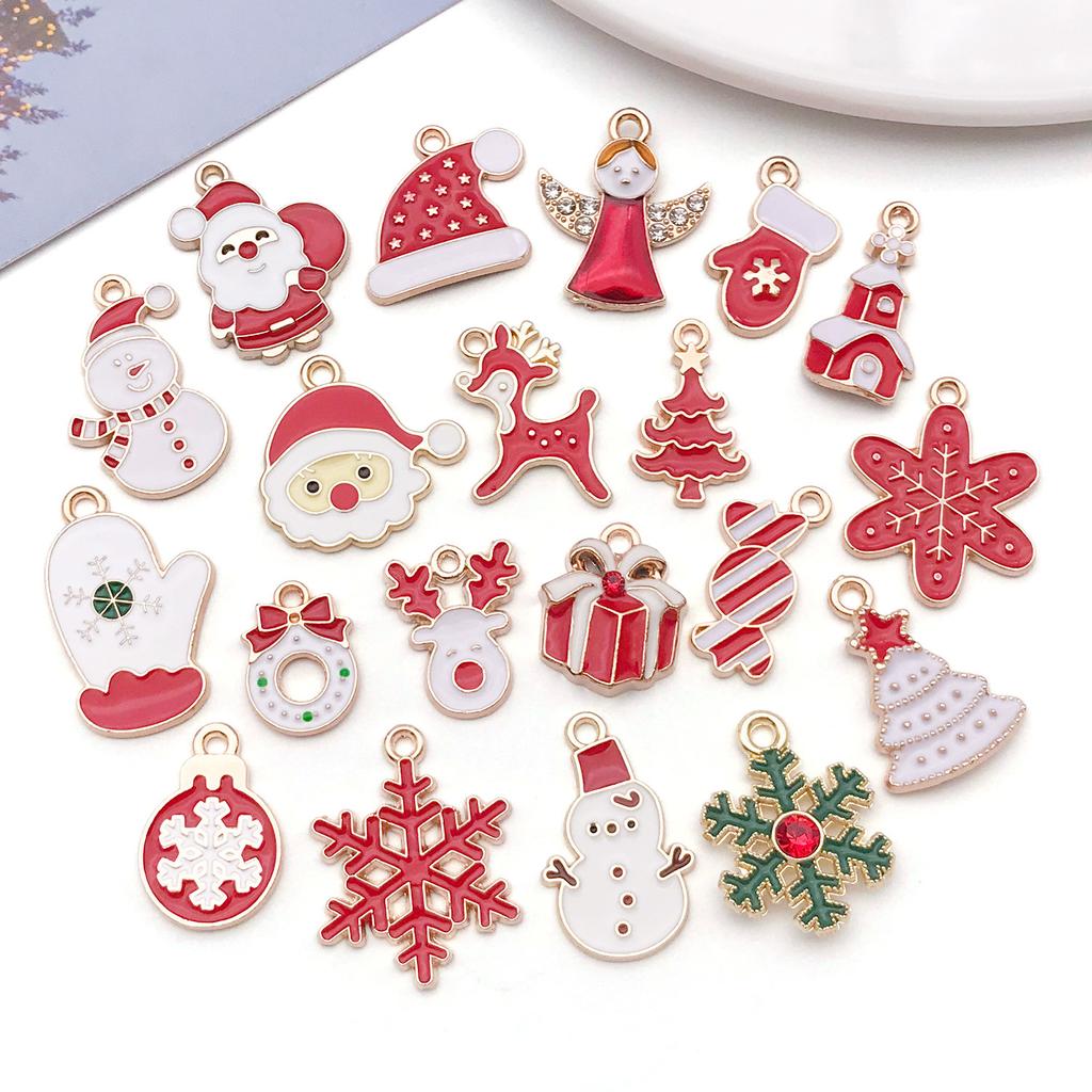 Christmas Series Accessories Pendant Handmade Diy Bracelet Necklace Keychain Earring Pendant Santa Claus Reindeer Snowflakes
