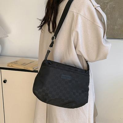 Large Capacity Bag Women's 2025 New Fashion Casual Broadband Lightweight Versatile Foreign Style Shoulder Bag Fashion Messenger Bag