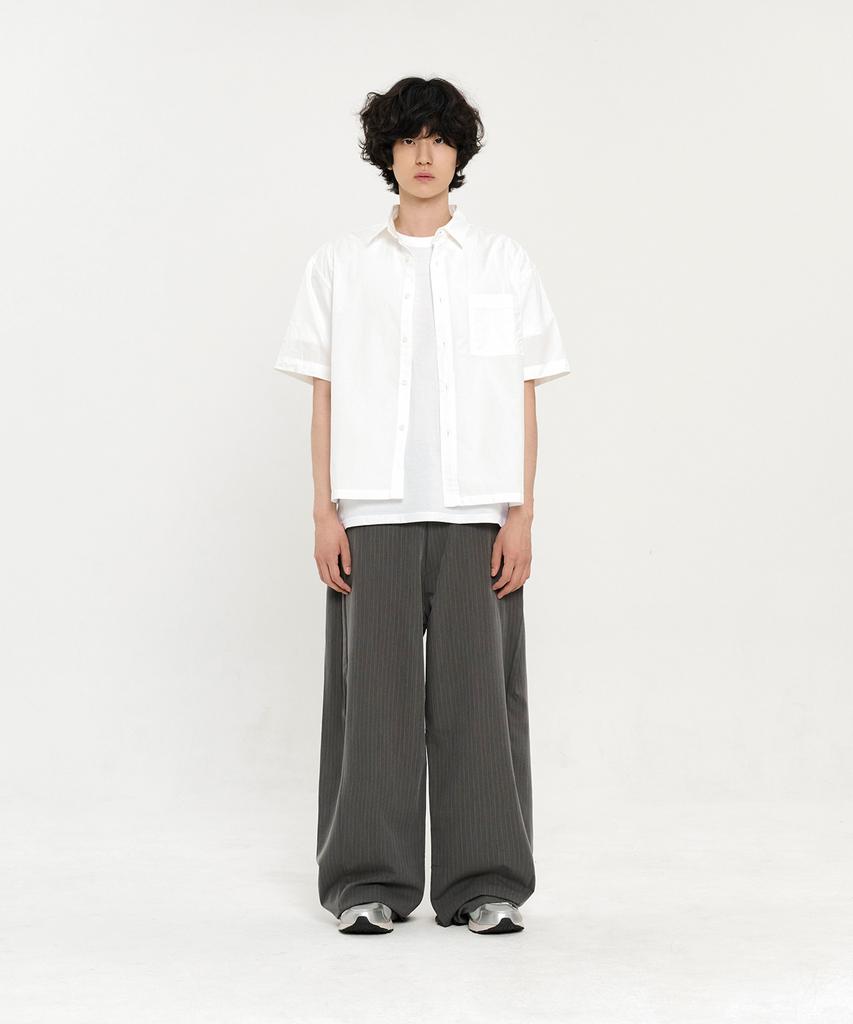 SIGNATURE Multi-Tuck Wide Slacks [Gray Stripe]