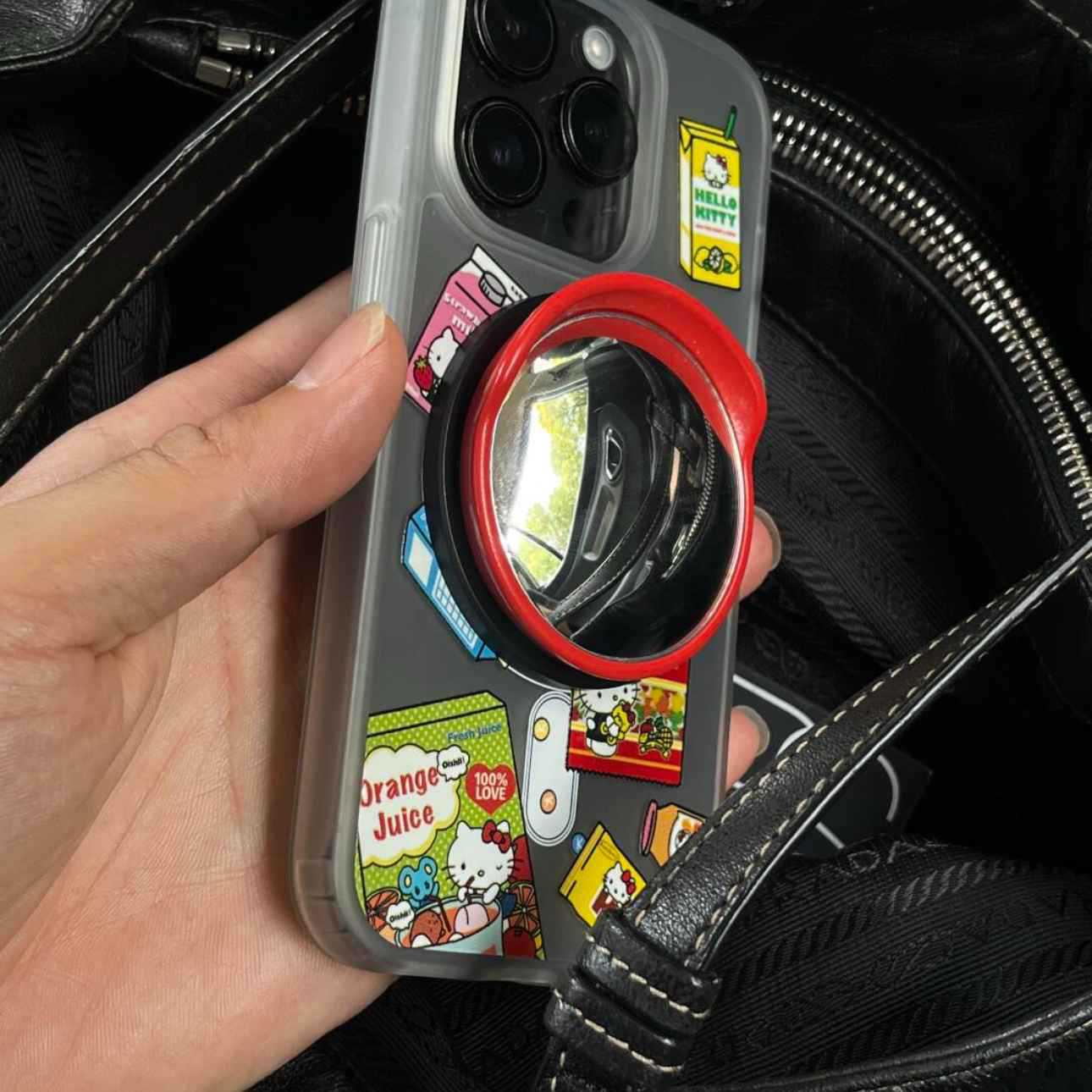 

Niche Creative Wide-Angle Magnetic Phone Holder & Mirror Prop for Daily Photos No Size Specification