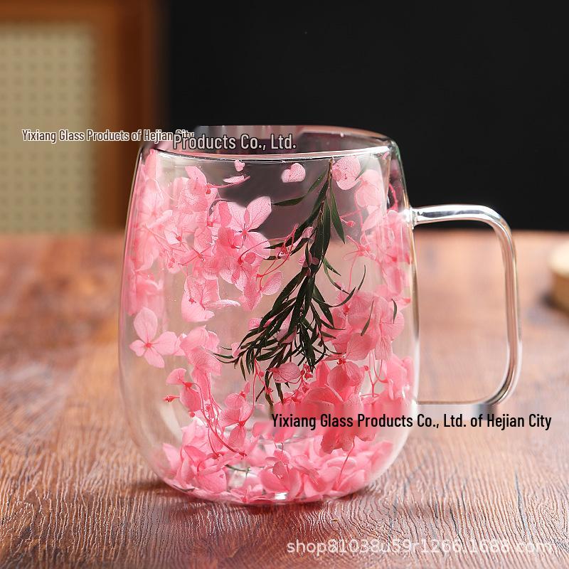 High-Value Double-Walled Glass Cup with Real Dried Flowers