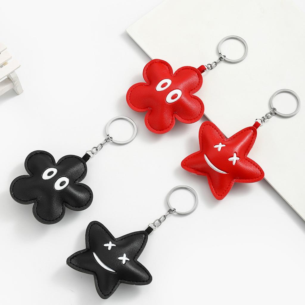 Verspielter PU-Leder Schlüsselanhänger Weiche Leichte Taschenanhänger Dekoration Mehrzweck-Accessoire für Schlüssel Taschen Geschenke