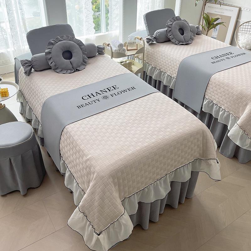 Juego de Ropa de Cama de Belleza de Lujo de Cuatro Piezas para Cubierta de Cama, Cuidado de la Piel y Masaje