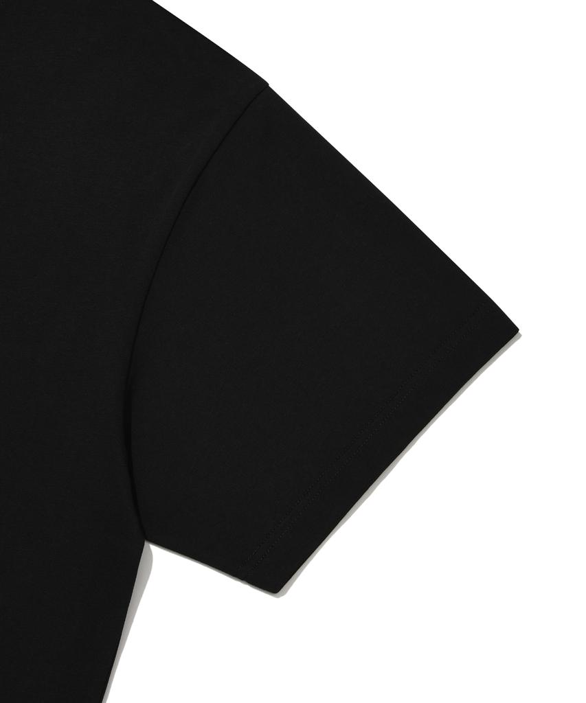 Treasure Burning Car Short Sleeve T-Shirt Black
