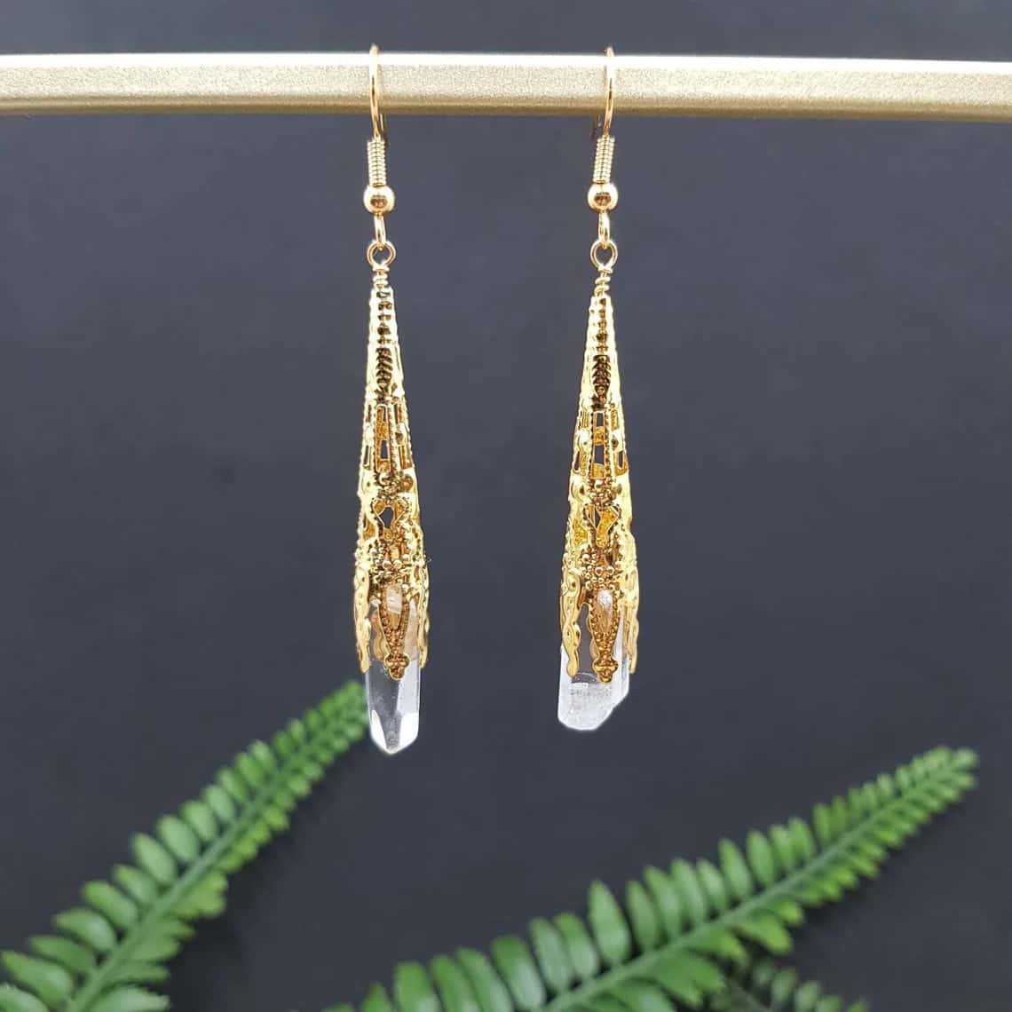 Retro Ethnic Gold Color Filigree Irregular Crystal Column Long Dangle Earrings for Women Fantasy Elf Witchy Fairy Party Jewelry золотой