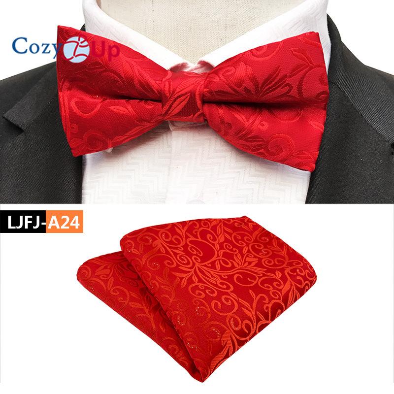 Costum Din Două Piese Papion Paisley Și Batista De Buzunar