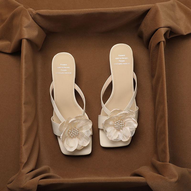 2025 New Summer French Square Head Thick with Pearl Flower Flip-flops Women Sandals Open-toed Flip-flops with Mid-heels Slippers