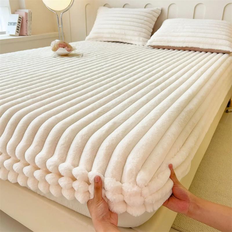 Thicken Bedsheet for Winter Bedcover Fluffy Plush Elastic Mattress Cover Fluffy Fleece Bed Linens Non-slip Mattress Cover