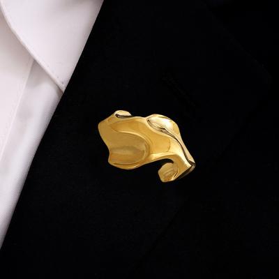 Hladká nepravidelná textura plisovaná brož niche trendy oblečení brož dekorace