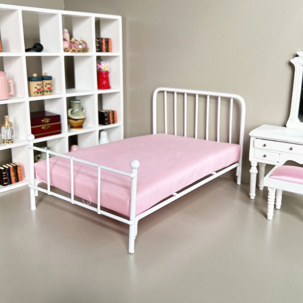 Iron Frame Doll Bed Furniture 1:12 Scale Mini Bed Model Dollhouse Bed  Dollhouse Accessories