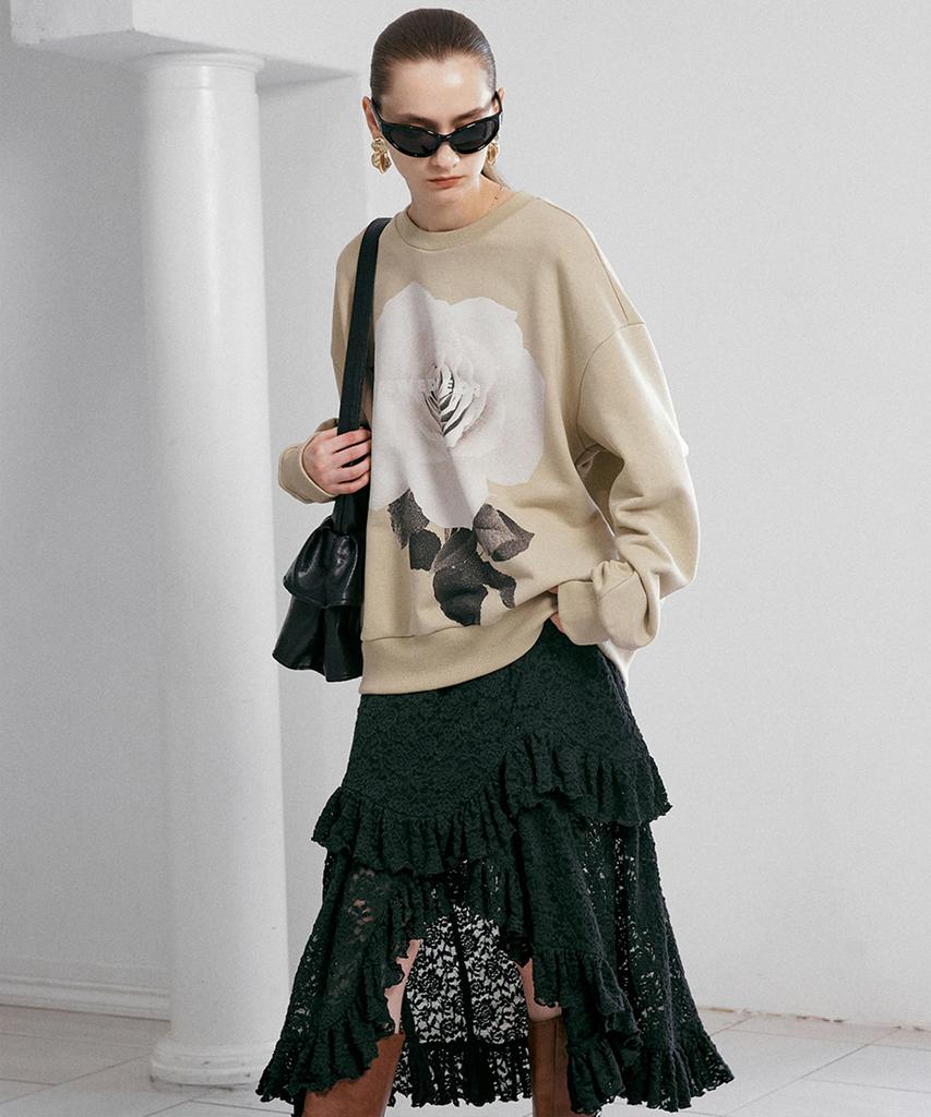 DEWEDEWE Flower 04 Sweatshirt (2 Colors)