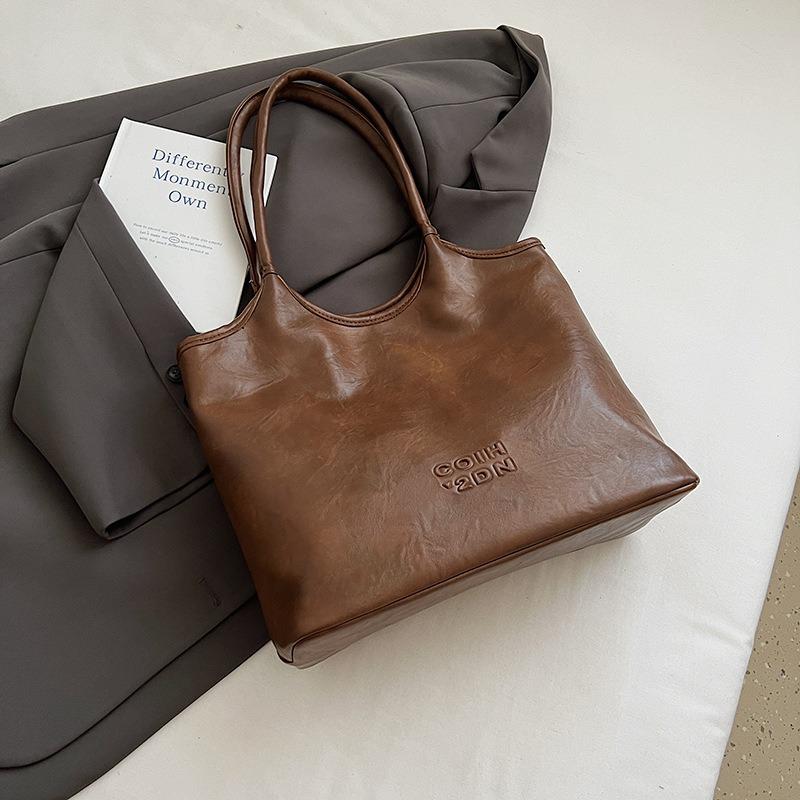 Retro Bag Women's Large-capacity New Autumn Fashionable Simple Shoulder Bag Casual Fashion Commuter Tote Bag