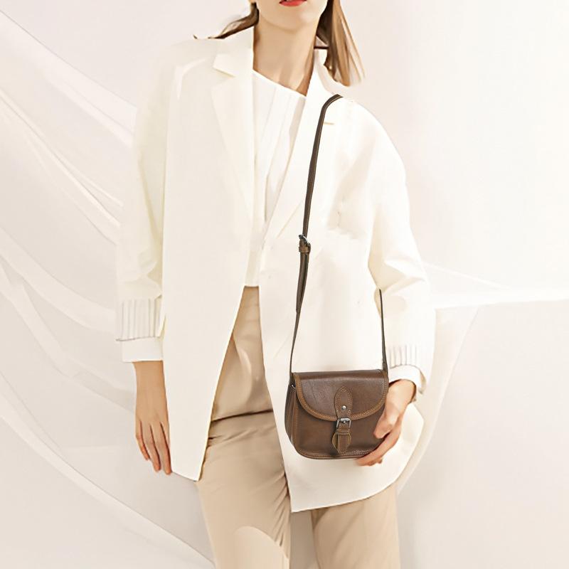 Johnature Všestranná jednobarevná malá čtvercová taška z pravé kůže retro hovězí ramenní crossbody taška