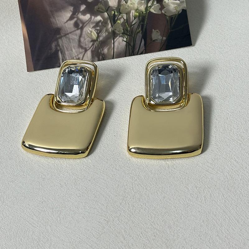 French Retro Light Luxury Premium Mirror Metal Geometric Square Gemstone Earrings Fashionable Temperament Celebrity Style Earrings