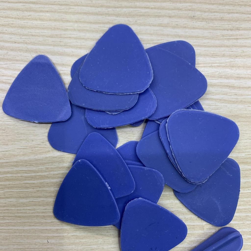 Triangular PP Prying Tool for Mobile Phone Disassembly