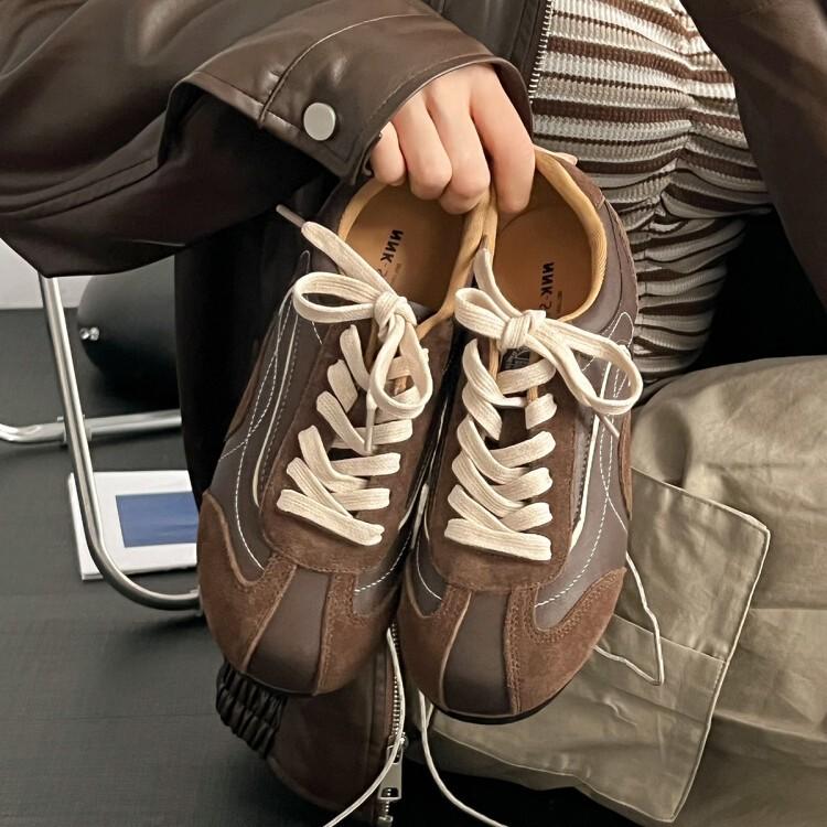 Lan Cabinet 2025 neue Nische runder Kopf antik vielseitig retro dünnsohlige deutsche Trainingsschuhe Damen ins weichsohlige leichte Einzelschuhe