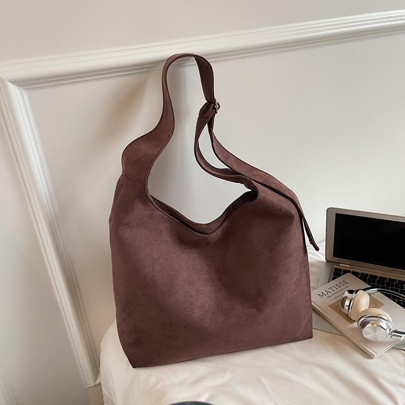 Soft Faux Suede Polyester Hobo Bag – Lightweight & Stylish Shoulder Tote for Women, Perfect for Everyday Use